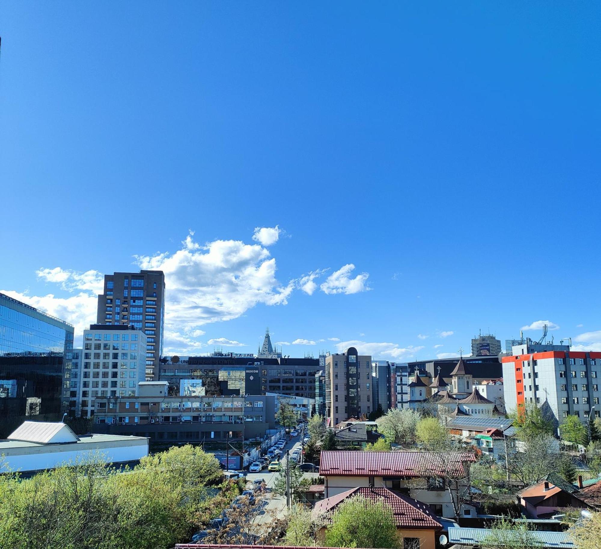 Central Apartament 雅西 外观 照片