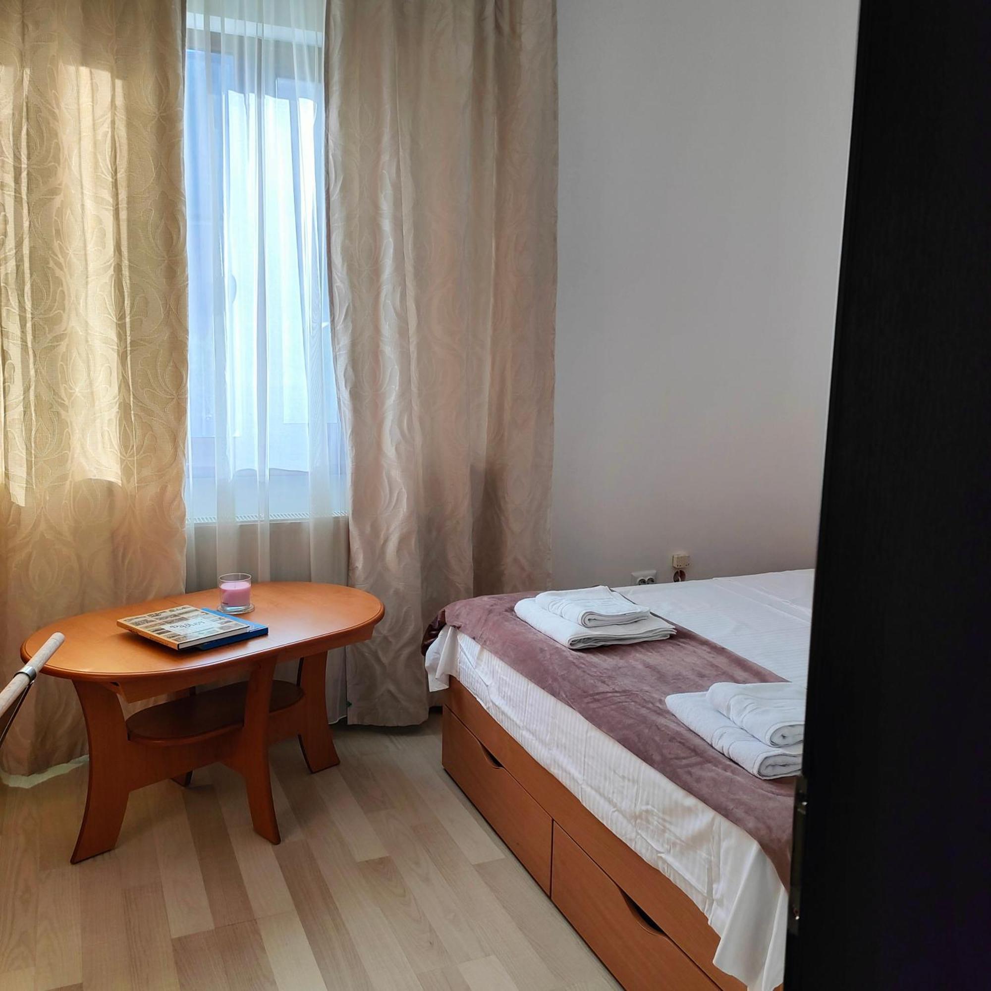 Central Apartament 雅西 外观 照片